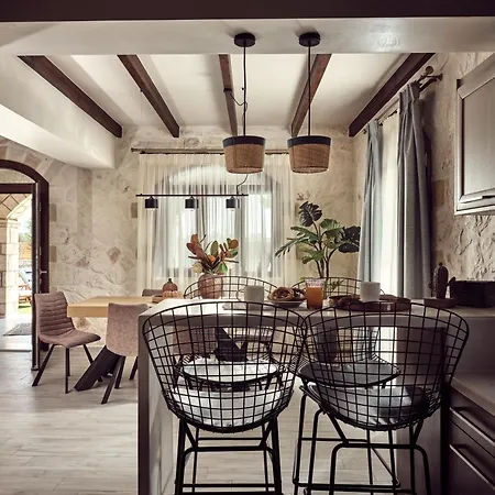 Casa Di Pietra, A Private Retreat With Heated Pool, By Thinkvilla Villa *