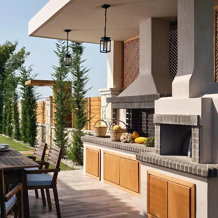 Villa Casa Di Pietra, A Private Retreat With Heated Pool, By Thinkvilla *
